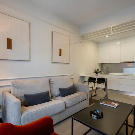 Sevilla Apart Otel 4*